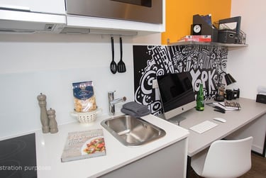 1 bed studio, Clyde Street, Merchant City, Glasgow, G14JH - Image 1